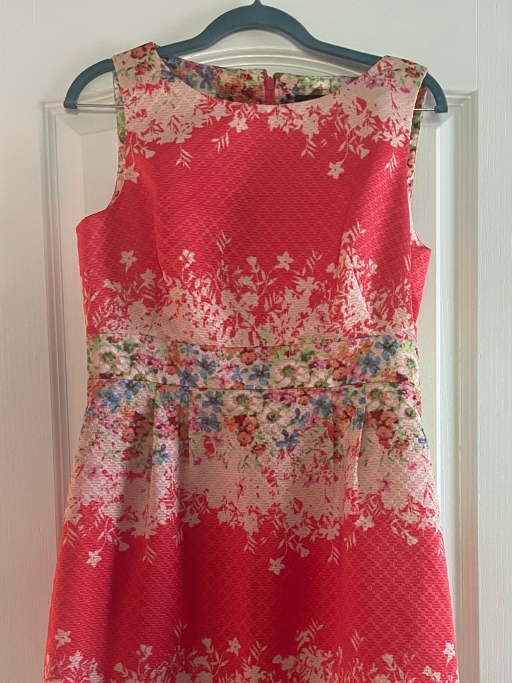 Tahari Arthur S. Levine Sleeveless Floral Sheath Dress Women’s Size 8P
